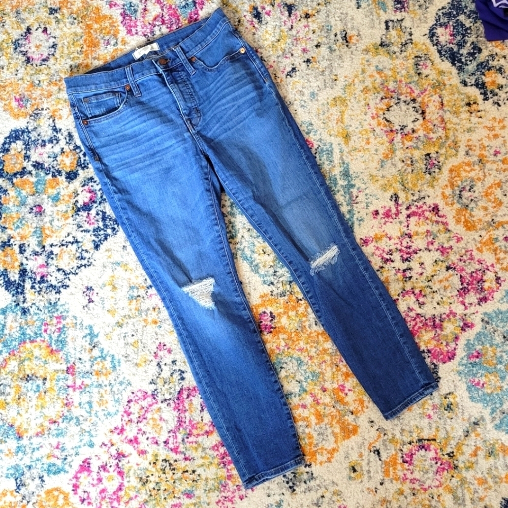 Madewell distressed 9" high rise skinny crop jeans